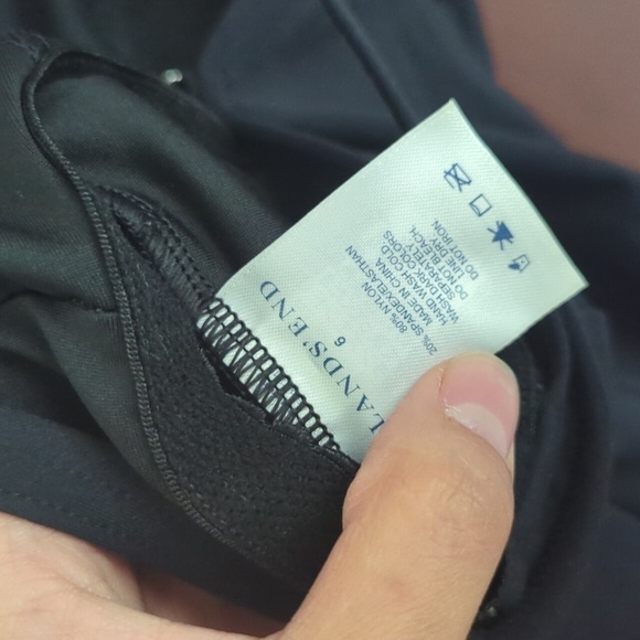 Lands' End Classic Black One Piece Swimsuit Size 6 - Picture 9 of 10